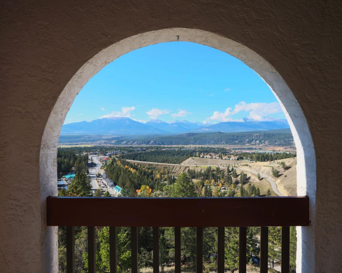 Radium Chalet Radium Hot Springs Εξωτερικό φωτογραφία