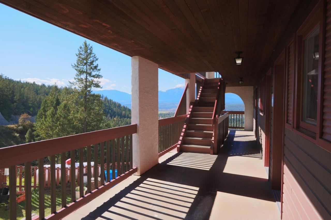 Radium Chalet Radium Hot Springs Εξωτερικό φωτογραφία